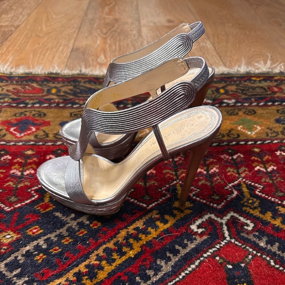 Size 37.5 Elie Tahari Stilettos - Picture 3 of 5